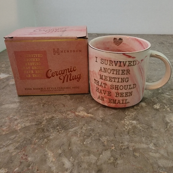 Hendson Ceramic Mug. Pink marbled with gold accent. 11.5 oz - Picture 6 of 6